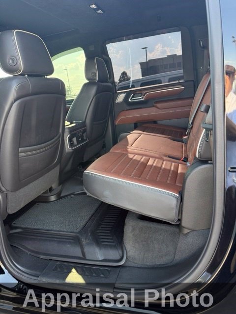 Used 2024 GMC Sierra 3500 Denali Ultimate AWD/4WD image 14