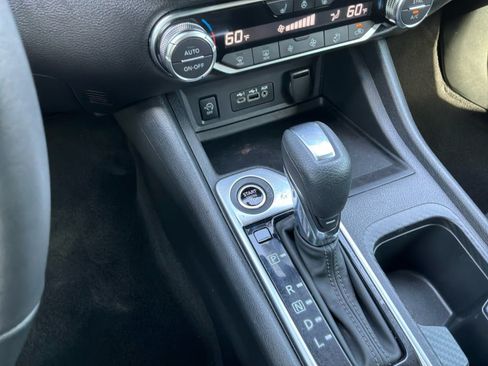 Used 2024 Nissan Sentra SV w/ All-Weather Package FWD image 17