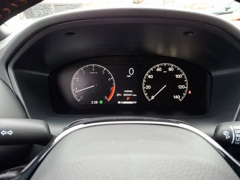 Certified 2025 Honda HR-V Sport image 19