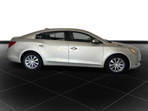 Used 2015 Buick LaCrosse FWD image 6