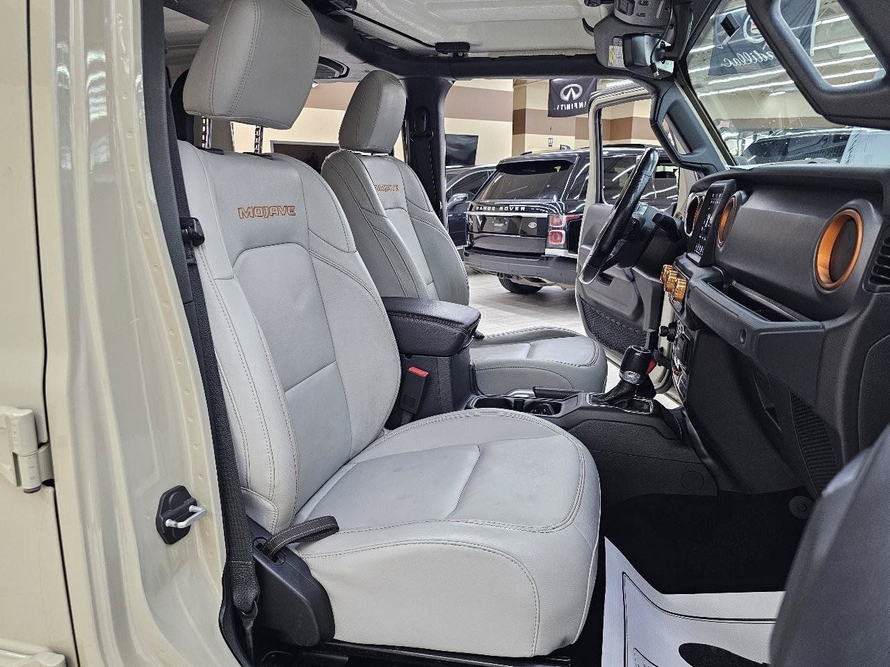 Used 2020 Jeep Gladiator Mojave AWD/4WD image 15