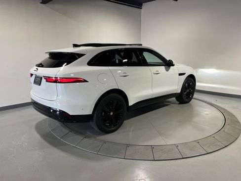 Used 2021 Jaguar F-PACE S image 11