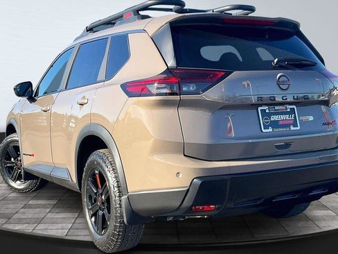 New 2026 Nissan Rogue SV w/ Rock Creek Premium Package AWD/4WD image 4