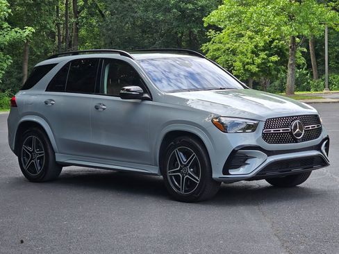 Used 2024 Mercedes-Benz GLE 450e 4MATIC image 8