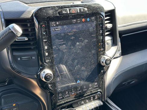 Certified 2024 RAM 2500 Limited image 34