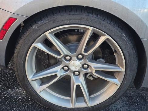 Used 2020 Chevrolet Camaro LT w/ RS Package image 18