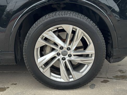 Used 2020 Audi Q7 3.0T Premium Plus AWD/4WD image 33