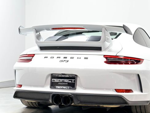Used 2018 Porsche 911 GT3 RWD image 79