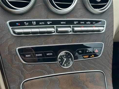 Used 2021 Mercedes-Benz C 300 Sedan image 30