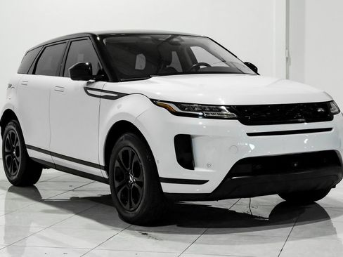 Used 2021 Land Rover Range Rover Evoque S image 3