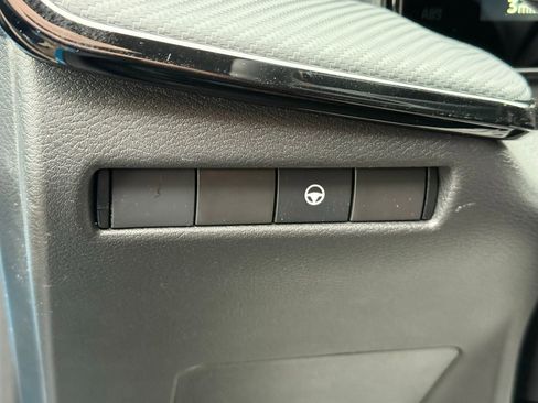 New 2026 Nissan Kicks SR image 32