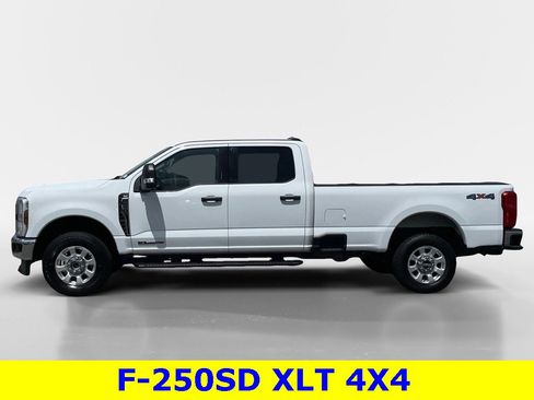 Certified 2024 Ford F250 XLT image 3