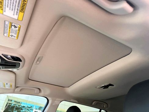 Used 2022 Subaru Outback Limited w/ Popular Package #2 image 31