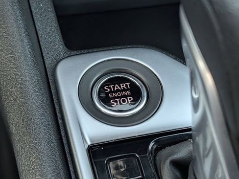 Used 2025 Nissan Sentra SV image 17