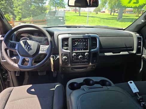 Used 2021 RAM 1500 Warlock w/ Electronics Group AWD/4WD image 14