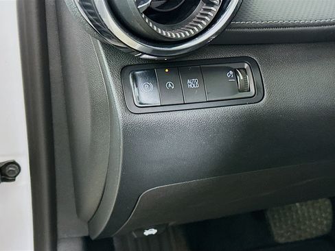 Used 2025 Chevrolet Equinox LT image 17