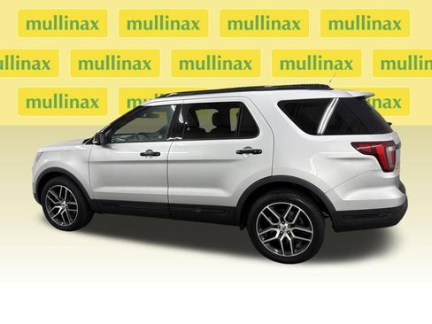 Used 2019 Ford Explorer Sport w/ Equipment Group 401A image 13