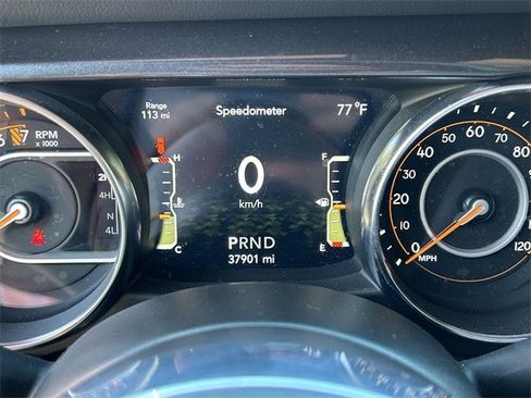 Used 2021 Jeep Wrangler Unlimited Sahara image 29