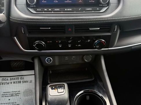 Certified 2023 Nissan Rogue S FWD image 22