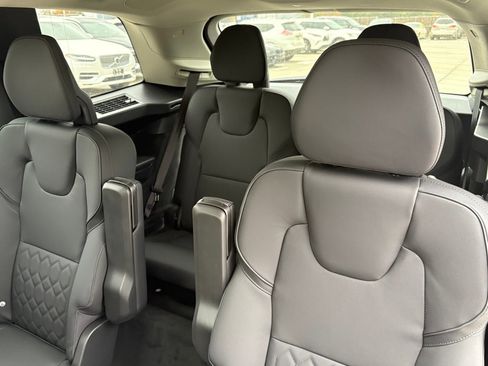New 2026 Volvo XC90 B6 Plus image 25