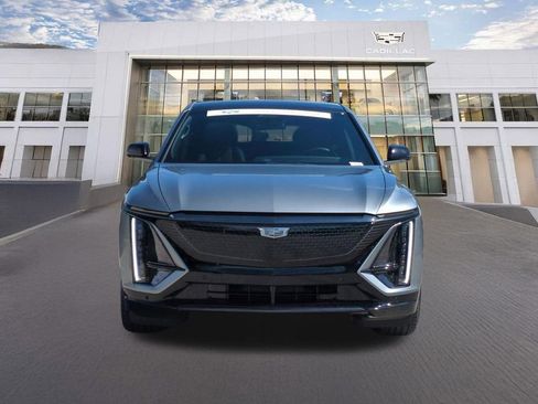 Certified 2024 Cadillac Lyriq Sport image 2