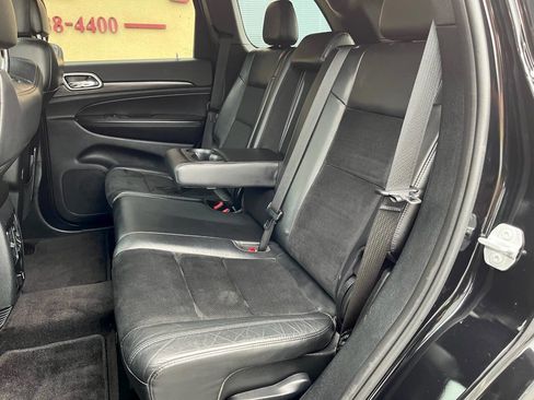 Used 2018 Jeep Grand Cherokee Altitude image 12