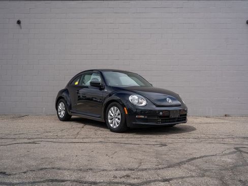 Used 2016 Volkswagen Beetle 1.8T FWD image 9