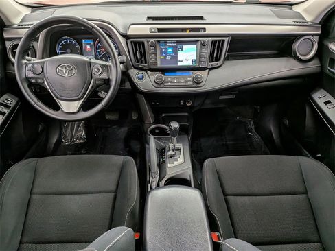 Used 2016 Toyota RAV4 XLE image 30