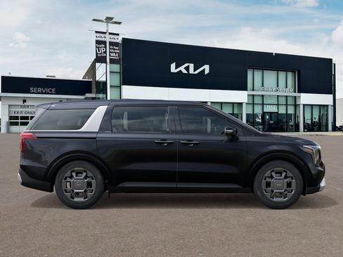 New 2026 Kia Carnival EX FWD image 8
