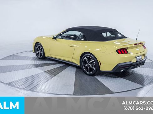Used 2024 Ford Mustang Premium RWD image 5