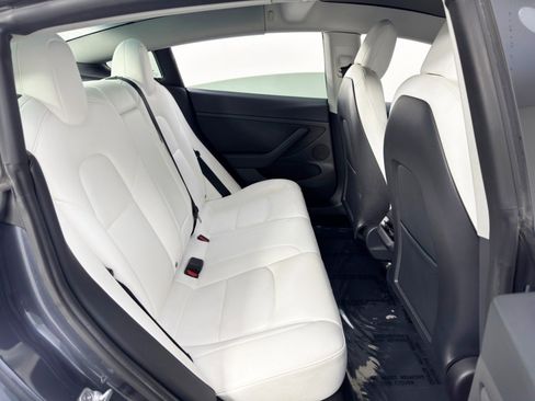 Used 2022 Tesla Model 3 Long Range image 41