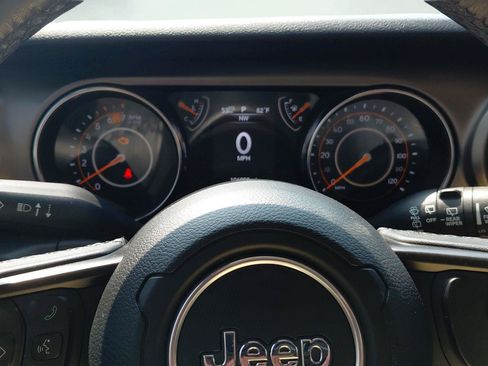 Used 2019 Jeep Wrangler Sport AWD/4WD image 34
