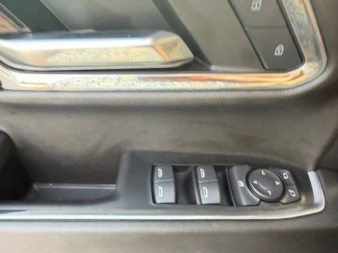 Used 2024 Chevrolet Silverado 1500 LT AWD/4WD image 16