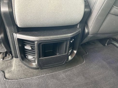 Used 2020 RAM 1500 Big Horn AWD/4WD image 34