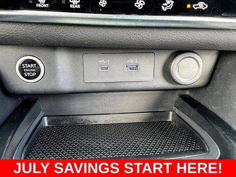 Used 2023 Nissan Rogue SV FWD image 21