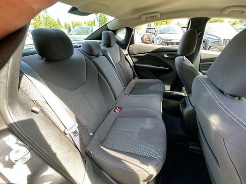 Used 2015 Dodge Dart SXT FWD image 24
