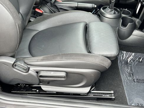 Certified 2023 MINI Cooper S image 27