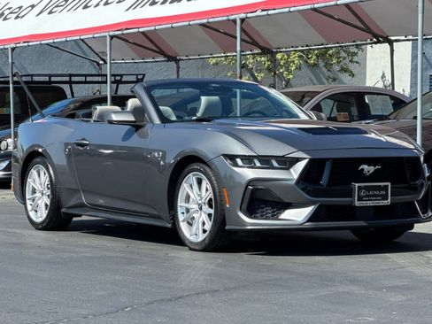 Used 2024 Ford Mustang GT Premium image 9