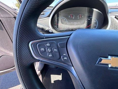 Used 2023 Chevrolet Malibu LT FWD image 22