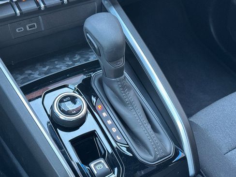 Used 2026 Chevrolet Colorado Trail Boss image 31