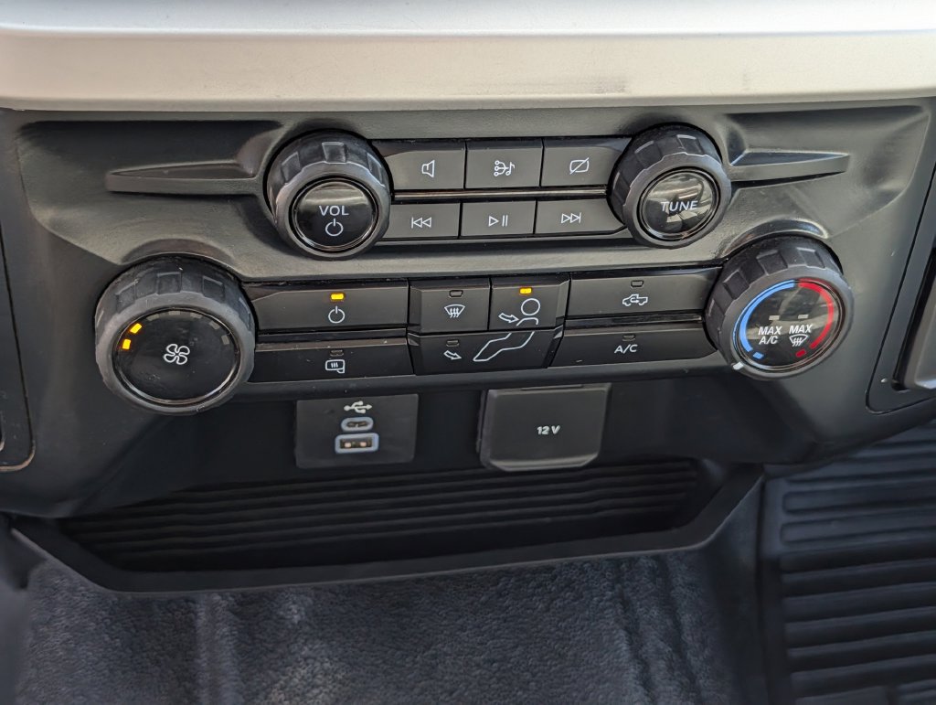 Used 2023 Ford F250 XL w/ 360-Degree Camera Package AWD/4WD image 20