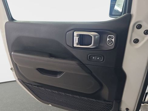 Used 2021 Jeep Wrangler Unlimited Rubicon image 27