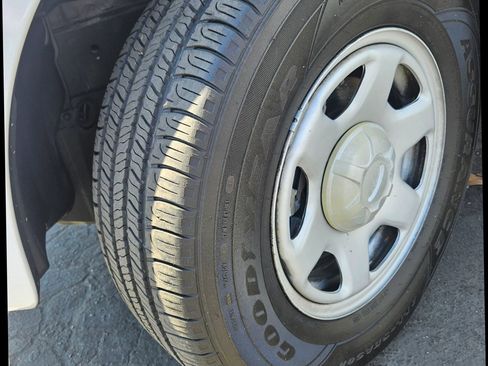 Used 2008 Ford Escape XLS image 21