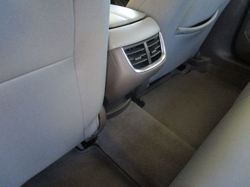 Used 2024 Chevrolet Malibu LT image 15