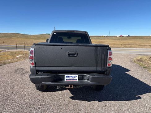 Used 2002 Chevrolet Silverado 2500 LT w/ Off-Road Skid Plate Pkg image 4