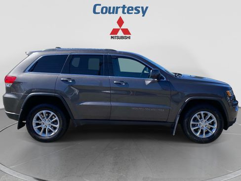Used 2021 Jeep Grand Cherokee Laredo AWD/4WD image 7