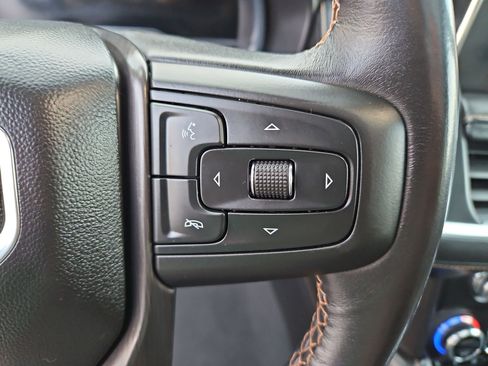 Used 2023 GMC Yukon XL AT4 w/ AT4 Premium Package image 22