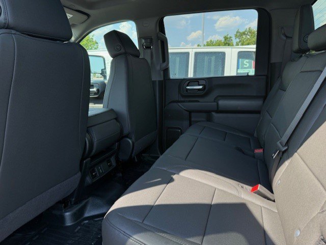 New 2026 GMC Sierra 2500 Pro w/ Convenience Package AWD/4WD image 8