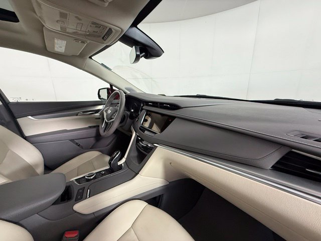 Used 2023 Cadillac XT5 Premium Luxury FWD image 33