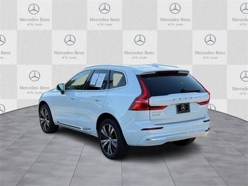 Used 2022 Volvo XC60 T8 Inscription w/ Advanced Package image 4